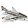 Готовая модель, самолет F-4B Phantom II в масштабе 1:48