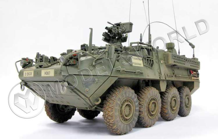 Склеиваемая пластиковая модель M1130 Stryker Commander's Vehicle. Масштаб 1:35 - фото 1