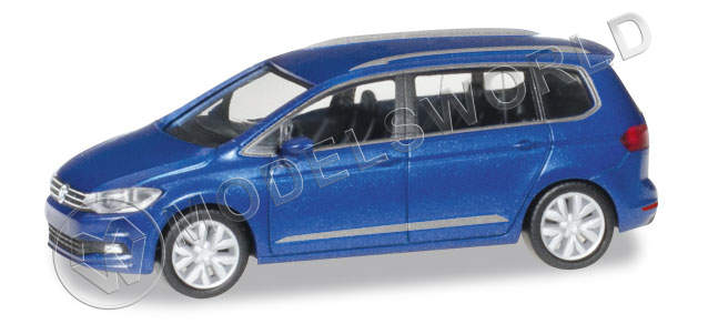 Модель автомобиля VW Touran, синий металлик. H0 1:87 - фото 1