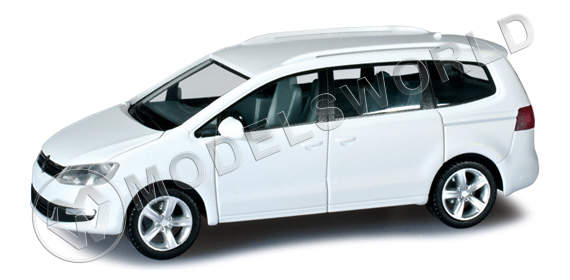 Модель автомобиля VW Sharan, белый. H0 1:87 - фото 1