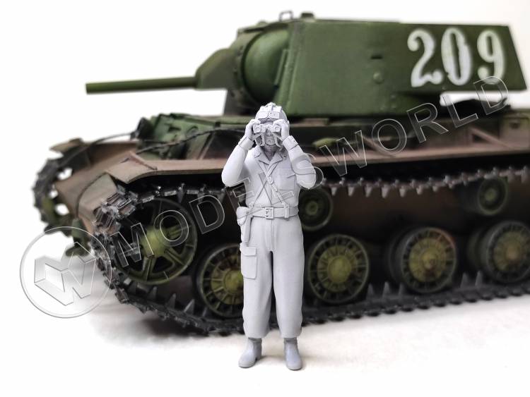 Фигура командира танка СССР 1943 г., поза 2. Масштаб 1:35 - фото 1