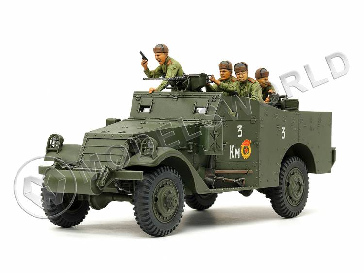 Склеиваемая пластиковая модель бронеавтомобиля M3A1 Scout car с 5 фигурами. Масштаб 1:35 - фото 1