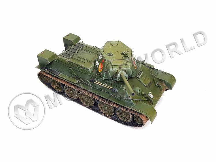 Готовая модель, Советский танк Т-34/76 "Сергей Киров" в масштабе 1:35 - фото 1