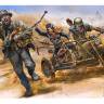 Фигуры, серия битвы в пустыне, "Клан Черепа - Поймать вора" (мотоцикл и три фигуры). Масштаб 1:35