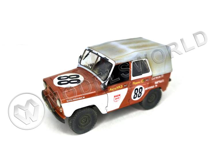 Готовая модель Автомобиль УАЗ-469 Эверест 88 в масштабе 1:35 - фото 1