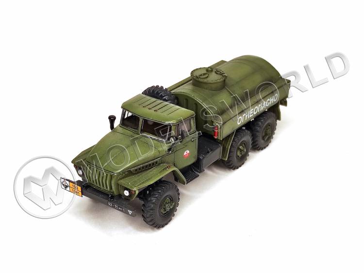 Урал 4320 Бензовоз Модель