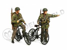 Фигуры Британские десантники с велосипедами (2 фигуры). Масштаб 1:35