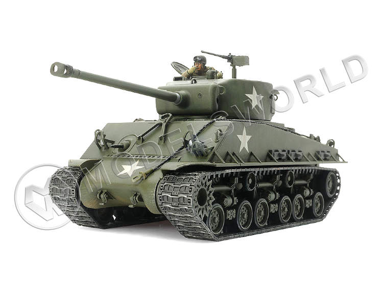 Склеиваемая пластиковая модель американский средний танк M4A3E8 Sherman "Easy Eight". Масштаб 1:48 - фото 1