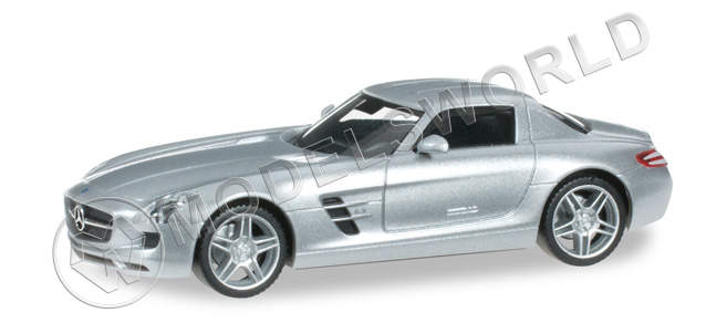 Модель автомобиля Mercedes-Benz SLS AMG, серебристый. H0 1:87 - фото 1