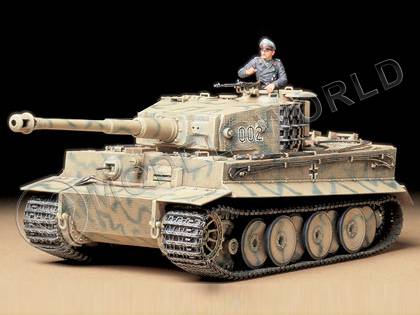 Склеиваемая пластиковая модель Тяжелый танк Tiger I Ausf.E 1943 г. c 1 фигурой командира. Масштаб 1:35 - фото 1