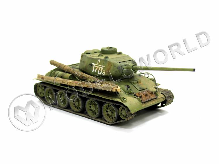 Готовая модель, Советский танк Т-34/85 в масштабе 1:35 - фото 1