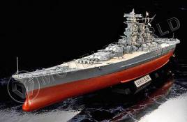 Склеиваемая пластиковая модель линкора Yamato - набор Премиум + деревянная палуба + точеные стволы + фигуры + фототравление. Масштаб 1:350