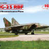 Склеиваемая пластиковая модель МиГ-25 РБФ Советский самолет-разведчик. Масштаб 1:48