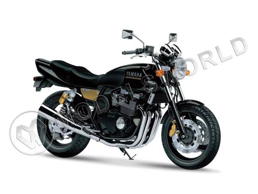 Склеиваемая пластиковая модель мотоцикл Yamaha XJR400R '95. Масштаб 1:12