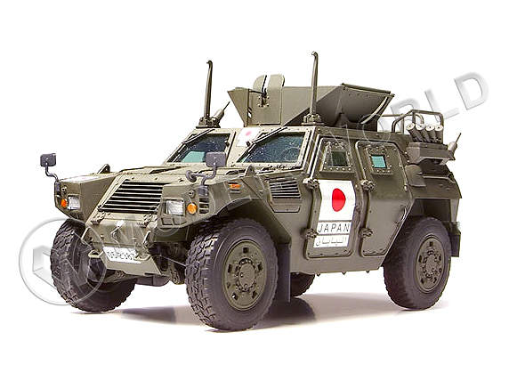 Склеиваемая пластиковая модель Современный японский бронеавтомобиль с 5.56 мм пулеметом и фигурой водителя (Гуманитарная миссия в Ираке). Масштаб 1:35 - фото 1