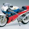 Склеиваемая пластиковая модель мотоцикла Honda VFR750R. Масштаб 1:12