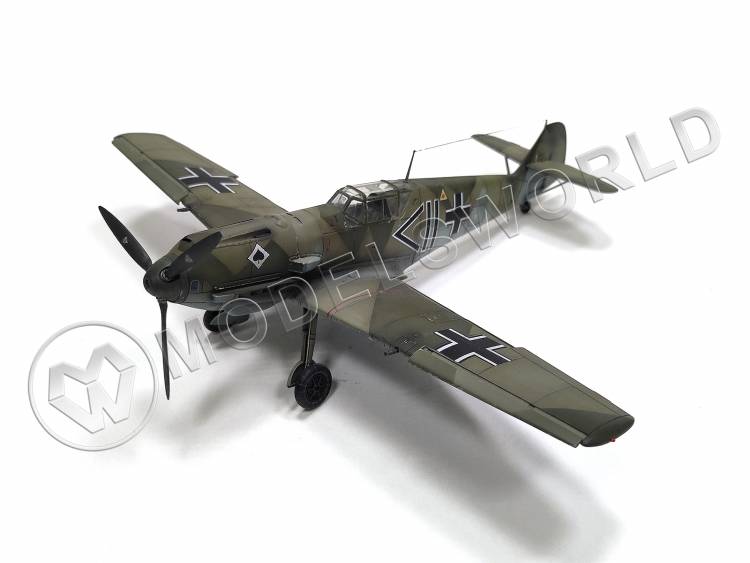 Готовая модель самолета Bf-109E-3 в масштабе 1:48 - фото 1