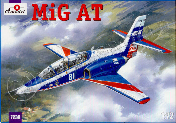Склеиваемая пластиковая модель самолета МиГ АТ. Масштаб 1:72 - фото 1