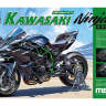 Склеиваемая пластиковая модель Мотоцикла Kawasaki Ninja H2R (Pre-colored Edition). Масштаб 1:9