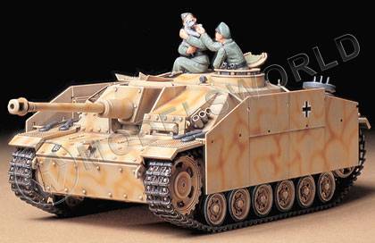 Склеиваемая модель Cамоходное орудие Sturmgeschuetz III Ausf.G (ранняя версия) c 2 фигурами. Масштаб 1:35