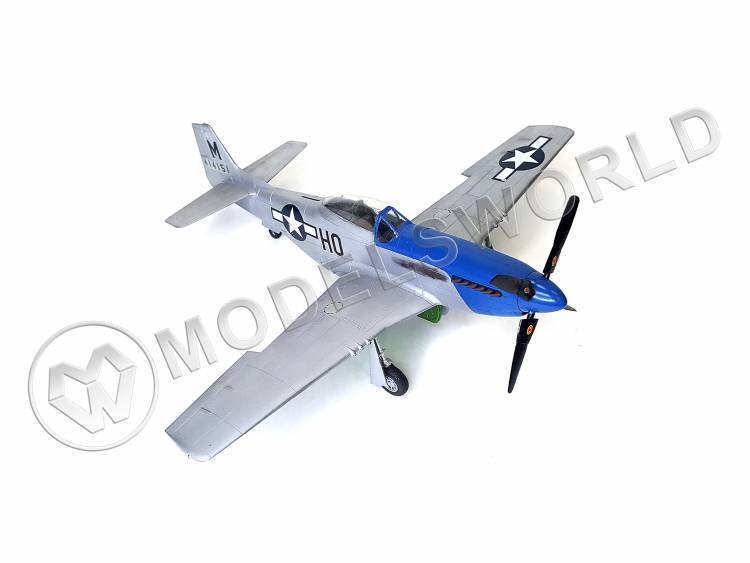 Готовая модель американский истребитель P-51D Mustang в масштабе 1:48